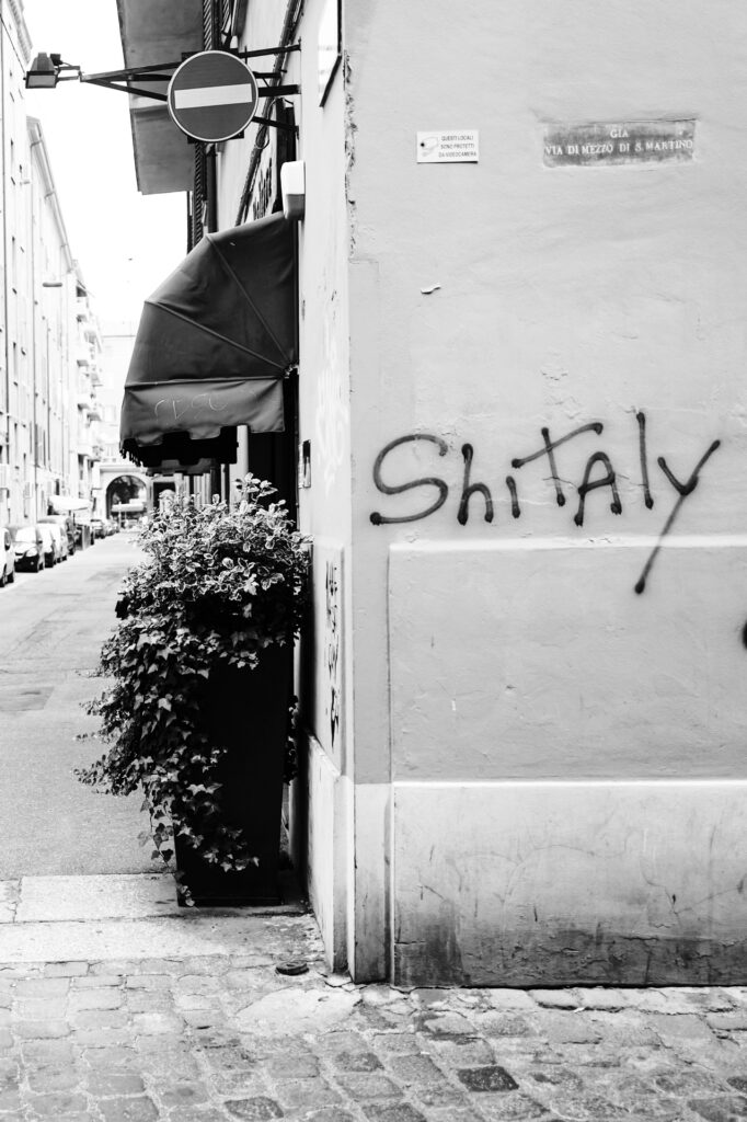 italien bologna c max wessely graffity leica q